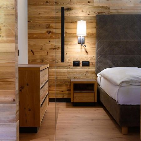 Hotel Crozzon مادونا دي كامبيليو المظهر الخارجي الصورة